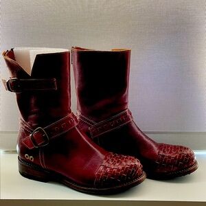 Bed Stu RARE RED Ashwell 8